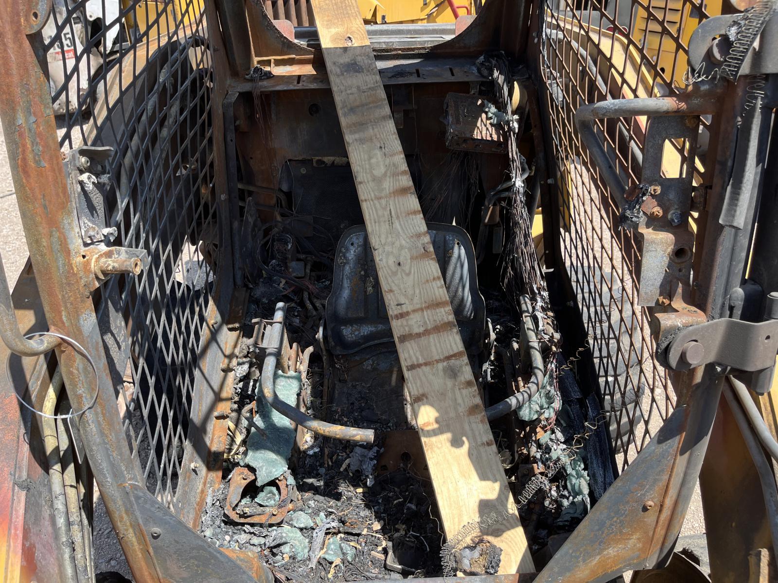 ./imagenes/INVOICE/2019/18144/CATERPILLAR 272C (3).JPG